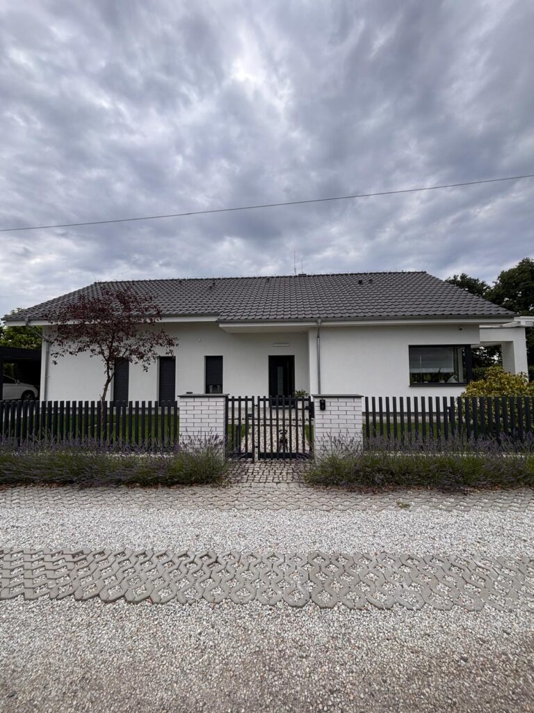 Dom z basenem – Świdnica koło Zielonej Góry